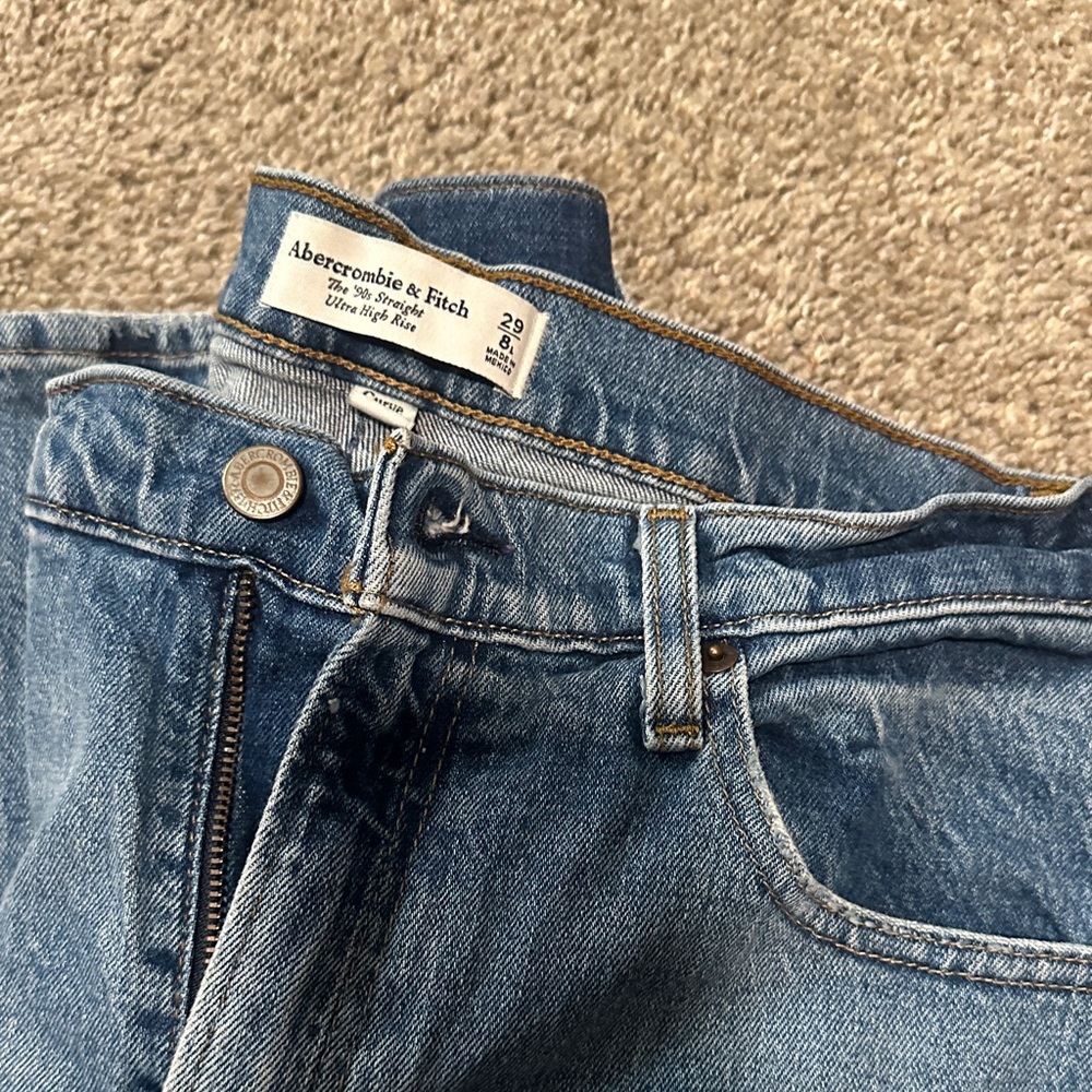 Abercrombie & Fitch Men's Slim Straight Jeans in Blue